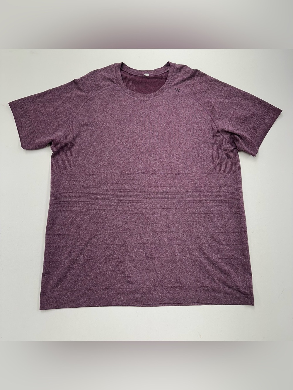 Lululemon Metal Vent Tech Long Short Shirt Men 2XL Purple Performance Active Gym